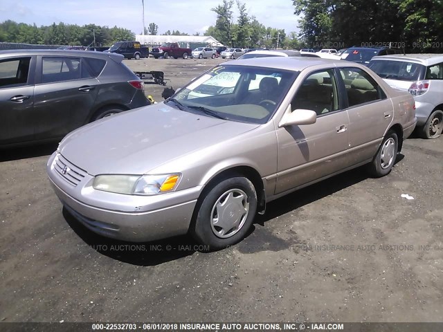 4T1BG22K5XU401654 - 1999 TOYOTA CAMRY CE/LE/XLE ოქროსფერი ფოტო 2