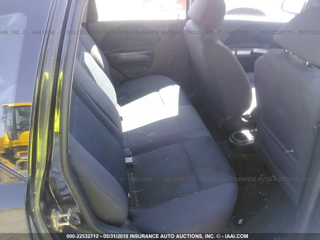 KL1TD66646B570636 - 2006 CHEVROLET AVEO LS BLACK photo 8