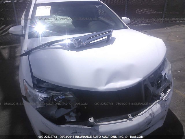 4T1BF1FK4EU442801 - 2014 TOYOTA CAMRY L/SE/LE/XLE 白色 照片 6