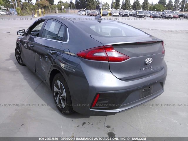 KMHC75LC8HU057512 - 2017 HYUNDAI IONIQ SEL GRAY photo 3