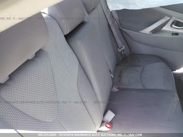 4T1BK3EK5BU616668 - 2011 TOYOTA CAMRY SE/LE/XLE SILVER photo 8