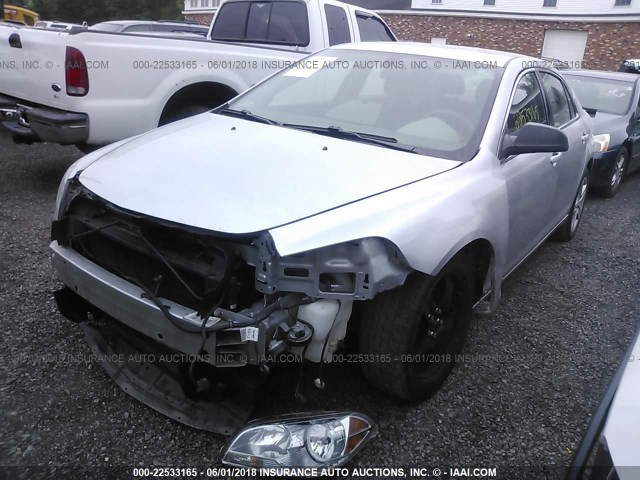 1G1ZG57B794127379 - 2009 CHEVROLET MALIBU LS 银色 照片 2