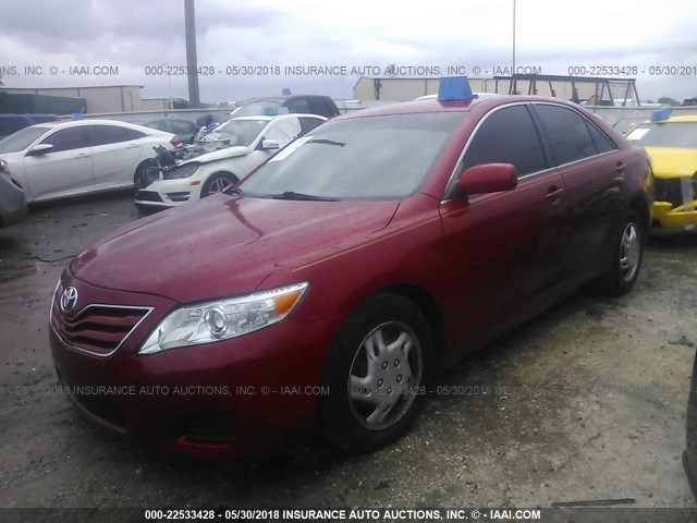 4T1BF3EK4AU508898 - 2010 TOYOTA CAMRY SE/LE/XLE RED photo 2
