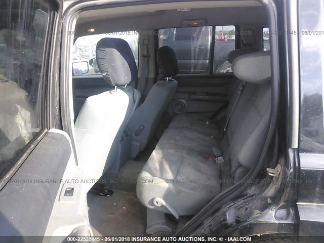 1J8HG48K77C647539 - 2007 JEEP COMMANDER BLACK photo 8