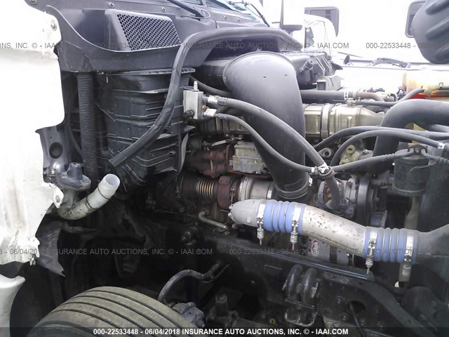 1FUJGLDR0DLBU4612 - 2013 FREIGHTLINER CASCADIA 125  WHITE photo 9