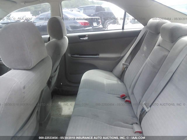 4T1BE32K85U034564 - 2005 TOYOTA CAMRY LE/XLE/SE ოქროსფერი ფოტო 8