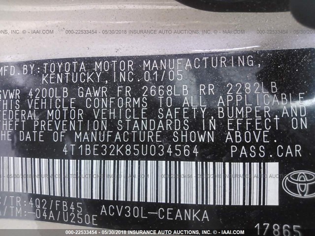 4T1BE32K85U034564 - 2005 TOYOTA CAMRY LE/XLE/SE ოქროსფერი ფოტო 9