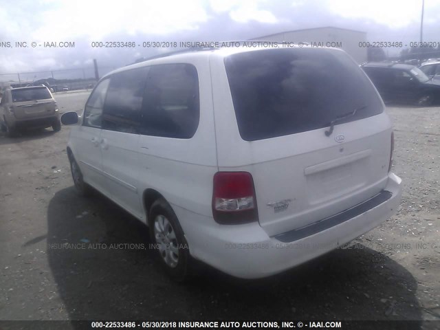 KNDUP131146538099 - 2004 KIA SEDONA EX/LX WHITE photo 3