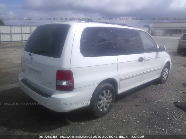 KNDUP131146538099 - 2004 KIA SEDONA EX/LX WHITE photo 4