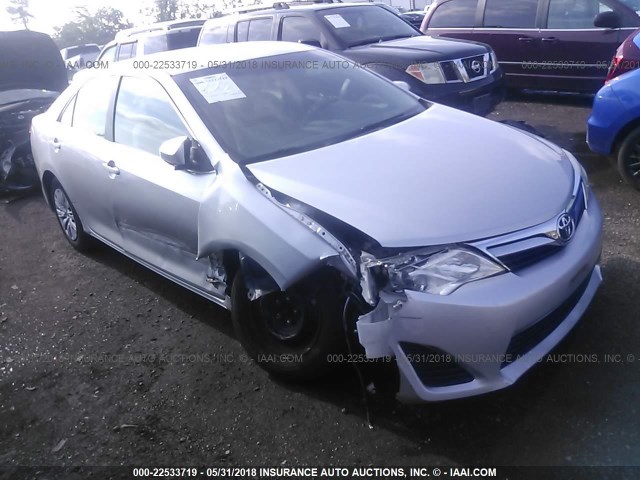 4T4BF1FKXDR296943 - 2013 TOYOTA CAMRY L/SE/LE/XLE SILVER photo 1