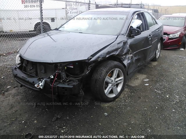 4T1BF1FK8EU808937 - 2014 TOYOTA CAMRY L/SE/LE/XLE 灰色 照片 6