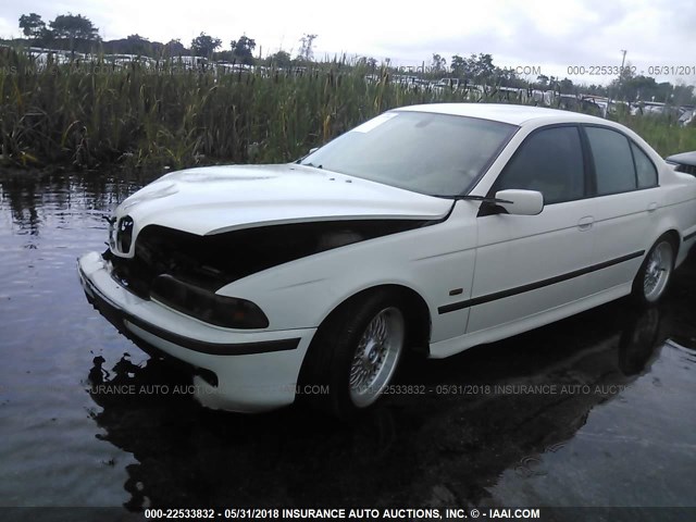 WBADM6348YGU10309 - 2000 BMW 528 I AUTOMATIC WHITE photo 2