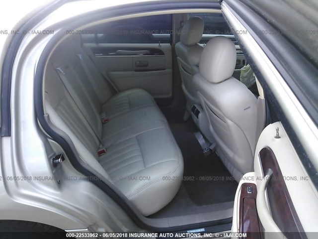 1LNHM81W84Y681939 - 2004 LINCOLN TOWN CAR EXECUTIVE/SIGNATURE კრემისფერი ფოტო 8