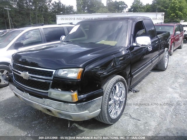 2GCEC19Z861306011 - 2006 CHEVROLET SILVERADO C1500 BLACK photo 2