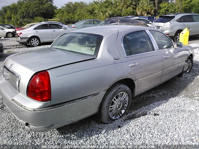 2LNBL8CV5AX611372 - 2010 LINCOLN TOWN CAR SIGNATURE LIMITED TAN photo 4