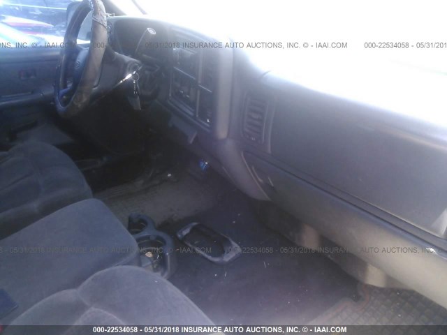 1GCEK19V62E231804 - 2002 CHEVROLET SILVERADO K1500 BLUE photo 5