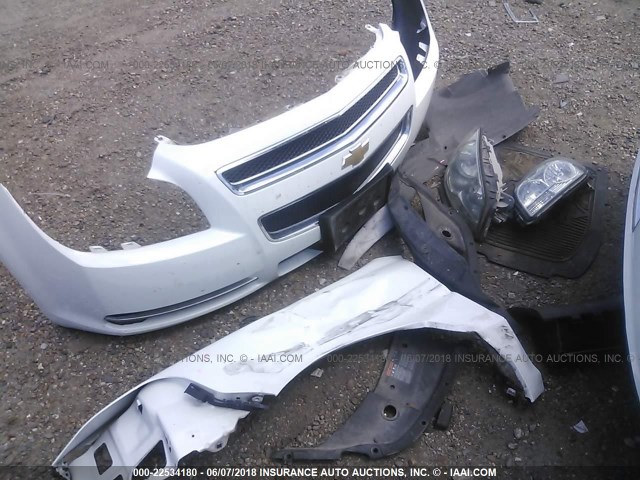 1G1ZC5E01CF328736 - 2012 CHEVROLET MALIBU 1LT 白色 照片 6