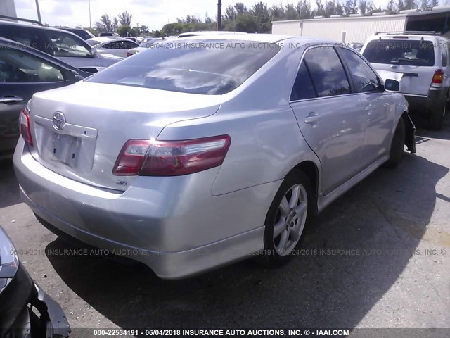 4T1BE46K59U878941 - 2009 TOYOTA CAMRY SE/LE/XLE SILVER photo 4