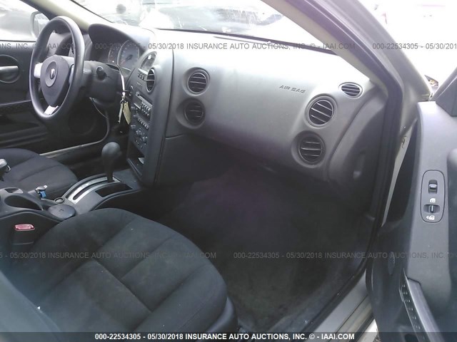 2G2WP552481122362 - 2008 PONTIAC GRAND PRIX SILVER photo 5