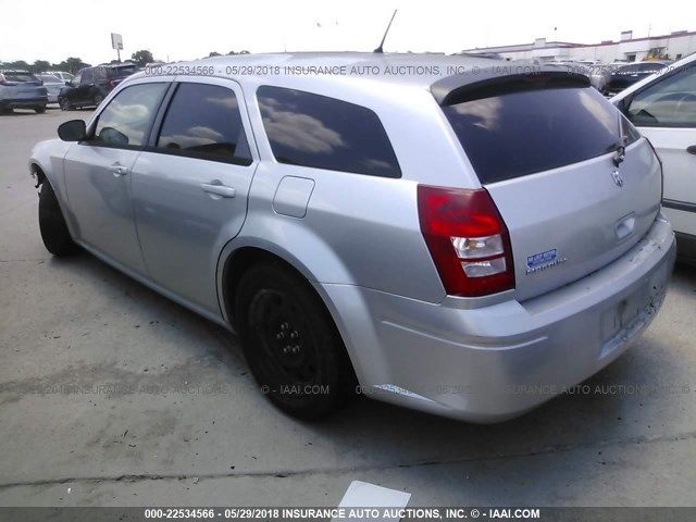 2D4FV47T88H221536 - 2008 DODGE MAGNUM SILVER photo 3