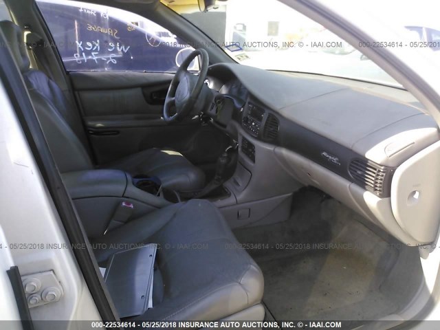 2G4WB55K921136576 - 2002 BUICK REGAL LS 白色 照片 5