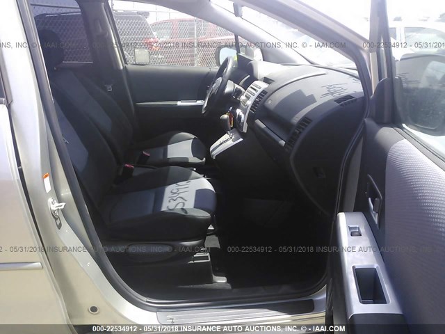 JM1CR29L870145566 - 2007 MAZDA 5 GRAY photo 5