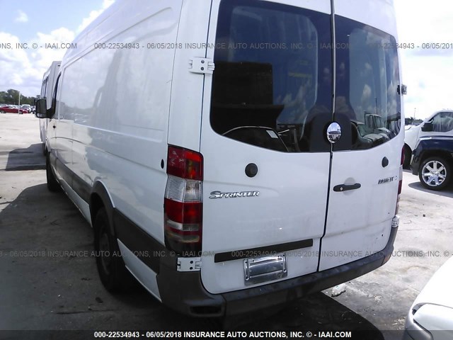 WDYPE8CC2D5797367 - 2013 FREIGHTLINER Sprinter 2500 WHITE photo 3