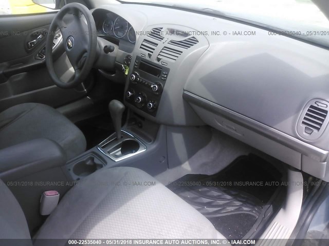 1G1ZS58F68F100676 - 2008 CHEVROLET MALIBU LS 灰色 照片 5