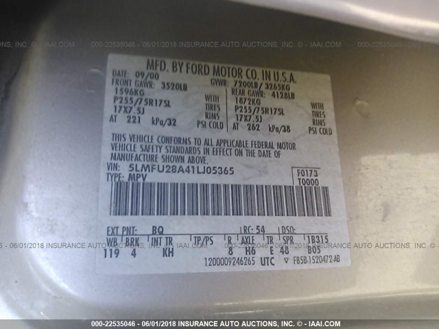 5LMFU28A41LJ05365 - 2001 LINCOLN NAVIGATOR 金色 照片 9