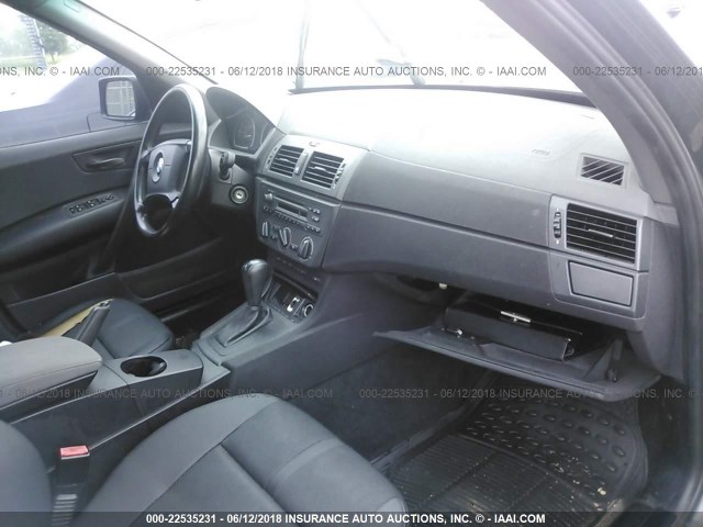 WBXPA73404WC41195 - 2004 BMW X3 2.5I GRAY photo 5