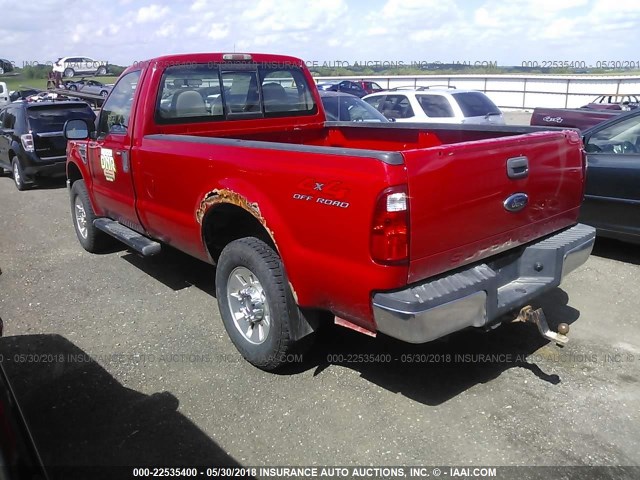 1FTNF21598ED99550 - 2008 FORD F250 SUPER DUTY RED photo 3