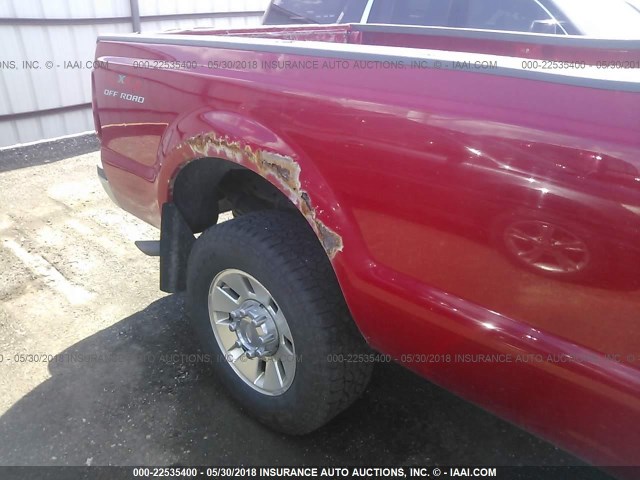 1FTNF21598ED99550 - 2008 FORD F250 SUPER DUTY RED photo 6