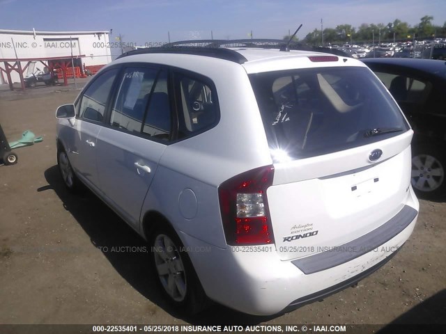 KNAFG525187200087 - 2008 KIA RONDO LX/EX WHITE photo 3