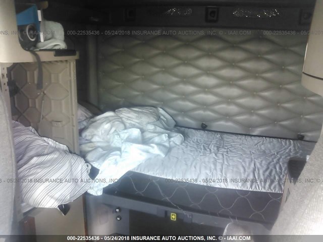 3AKJGLDR2DSFH8515 - 2013 FREIGHTLINER CASCADIA 125  WHITE photo 7