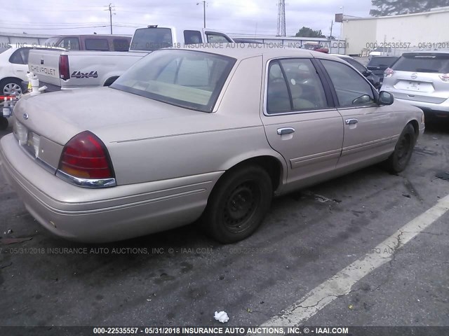 2FAFP73W3WX122432 - 1998 FORD CROWN VICTORIA  GOLD photo 4