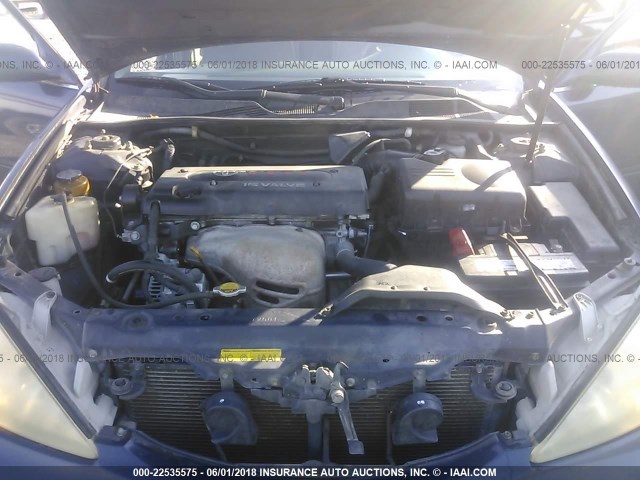 4T1BE32K42U550044 - 2002 TOYOTA CAMRY LE/XLE/SE ლურჯი ფოტო 10