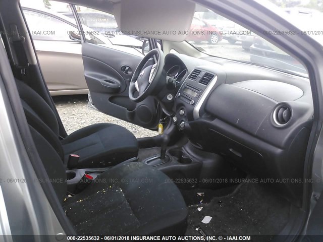 3N1CE2CP5EL383093 - 2014 NISSAN VERSA NOTE S/S PLUS/SV/SL GRAY photo 5