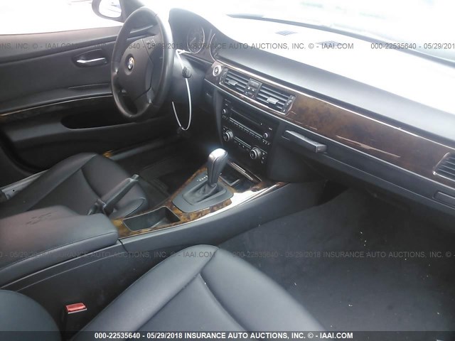 WBAVC53558FZ83829 - 2008 BMW 328 I SULEV BLACK photo 5