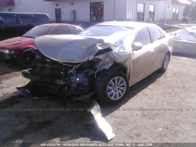 4T1BF1FK7CU033821 - 2012 TOYOTA CAMRY SE/LE/XLE 金色 照片 2
