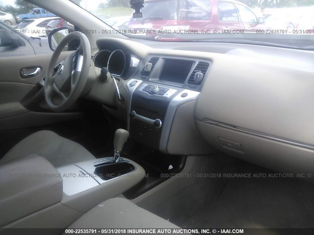 JN8AZ1MU0CW112865 - 2012 NISSAN MURANO S/SL/LE WHITE photo 5