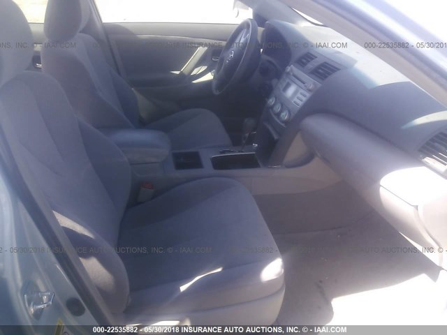 4T4BE46K29R106810 - 2009 TOYOTA CAMRY SE/LE/XLE 浅蓝色 照片 5