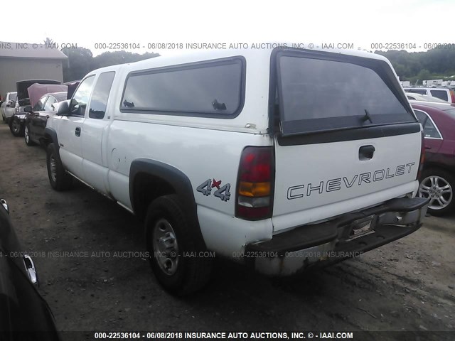 1GCGK29U31Z301496 - 2001 CHEVROLET SILVERADO K2500 WHITE photo 3