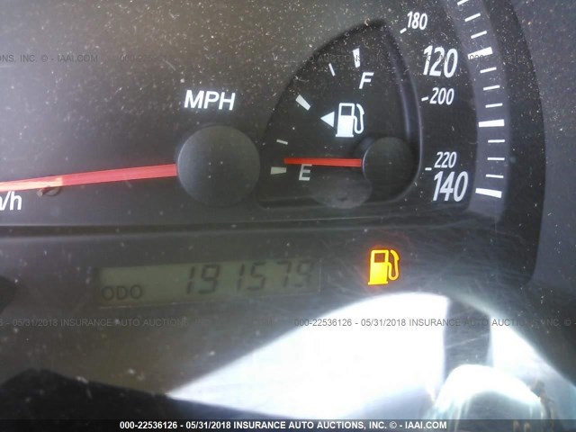 4T1BF30K22U027816 - 2002 TOYOTA CAMRY LE/XLE/SE თეთრი ფოტო 7