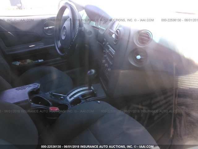 2G2WP522851134904 - 2005 PONTIAC GRAND PRIX BLACK photo 5