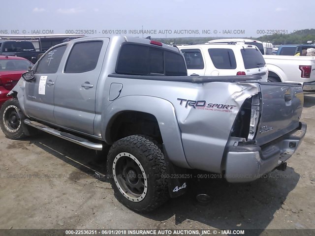 5TFLU4EN8EX093247 - 2014 TOYOTA TACOMA DOUBLE CAB ვერცხლისფერი ფოტო 3