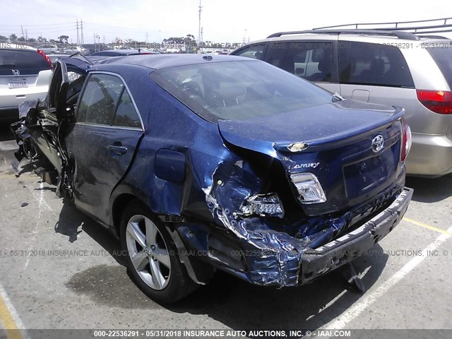 4T1BF3EK0BU661991 - 2011 TOYOTA CAMRY SE/LE/XLE Dark Blue photo 3