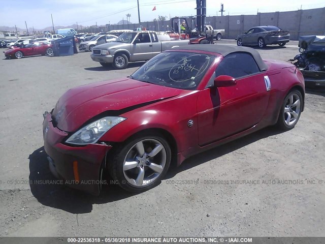 JN1AZ36AX6M452098 - 2006 NISSAN 350Z ROADSTER RED photo 2