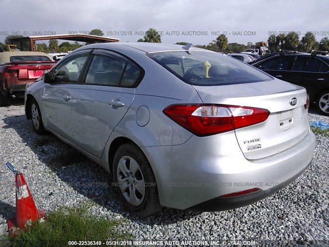 KNAFK4A62F5432600 - 2015 KIA FORTE LX SILVER photo 3