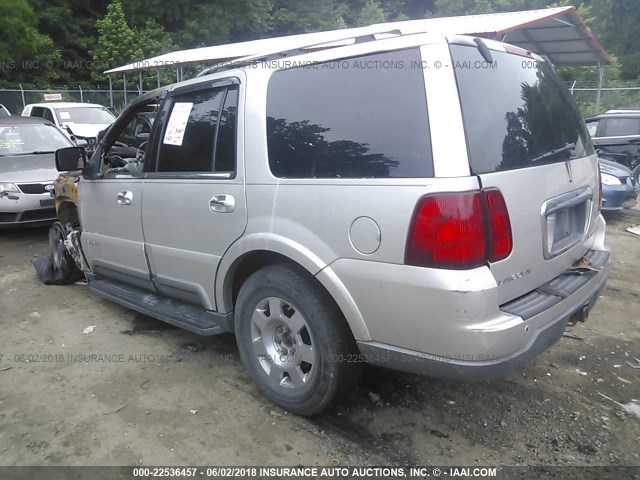 5LMFU27R44LJ16796 - 2004 LINCOLN NAVIGATOR SILVER photo 3