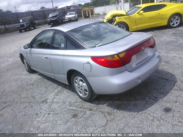 1G8ZY12752Z134009 - 2002 SATURN SC2 SILVER photo 3